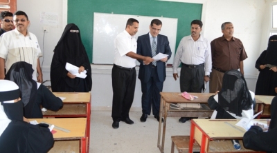 محافظ حضرموت يدشن امتحانات الفصل الدراسي الأول