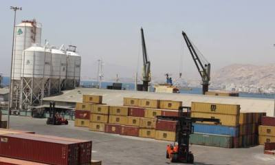 باخرة الحاويات JAS EXPRESS ترسو بميناء المكلا بحمولة 354 حاوية