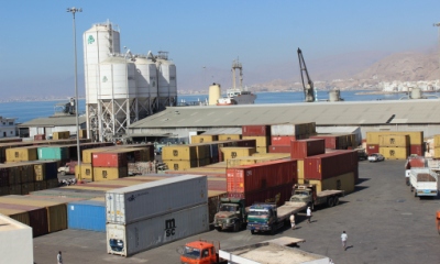 لأول مرة في حضرموت .. موظفو ميناء المكلا يطالبون وزير النقل تعيين رئيسا جديدا 