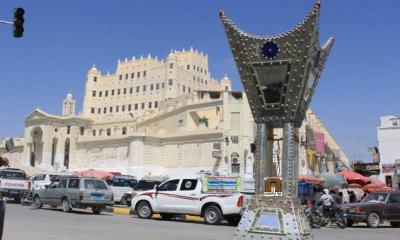 قيادة المنطقة العسكرية الأولى تشكل لجنة لمراقبة النقاط العسكرية والنظر في شكاوي المواطنين من تصرفات بعض منتسبيها