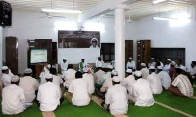 تنظمها زاوية الشيخ / عبدالرحيم مسعود بارجاء بجامع سيئون بدء الدورة الشرعية حول احكام الحج والعمرة لحجاج بيت الله لعام 1437هـ