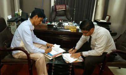 أكاديمية القمة ومؤسسة حضرموت للإختراع توقعا اتفاقية تعاون مشترك