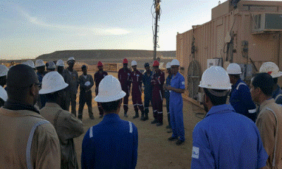 المدير العام لشركة بترومسيلة يدشن أعمال صيانة الآبار النفطية بالقطاع 10 