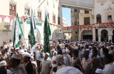 مدينة سيئون تشهد موكب يوم تكريم العلم والعلماء