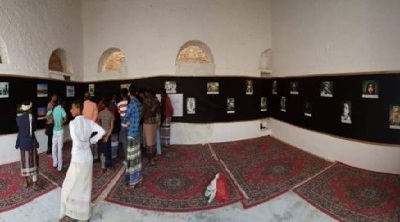 مصوري الشحر يفجرون إبداعاتهم الفوتوغرافية في معرض الصور بحصن بن عياش