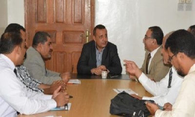 في لقاءٍ مع نائب وزير الخدمة المدنية والتأمينات: التأكيد على تذليل الصعاب أمام جامعتي عدن وحضرموت
