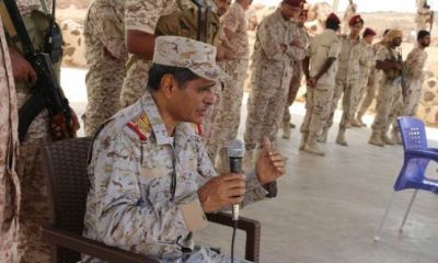 محافظ حضرموت يشيد بالمستوى العالي الذي حققه الجنود الملتحقون في دورة الضباط