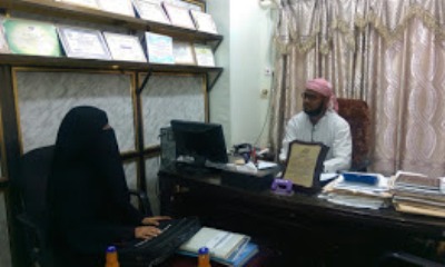 لمدير التنفيذي لمؤسسة السالم للتنمية الاجتماعية  يبحث مع ممثلة مؤسسة حضرموت للاختراع والتقدم العلمي مجالات التعاون المشترك بمدينة الشحر