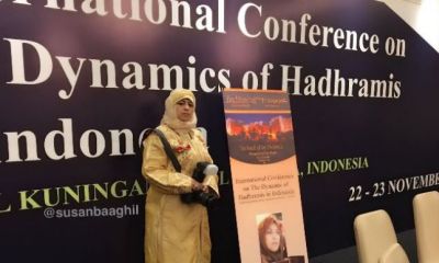 المصورة سوزان باعقيل حلمي تحقق لوصول الموسوعة الحضرمية لكل العالم