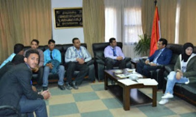 السفير اليمني بالقاهرة يلتقي بالمخترعين والشباب المشاركين بمعرض القاهرة الدولي الرابع للابتكار لعام 2017م 