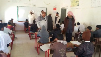 مدير التربية والتعليم بمديرية حورة ووادي يدشن إمتحانات الفصل الدراسي الاول
