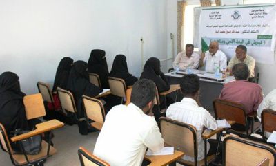 في محاضرته لطلاب الماجستير .. البار يتحدث عن تجربته في البحث الأدبي ومناهجه