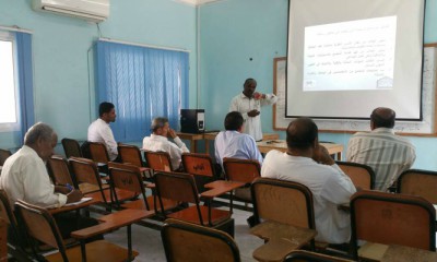 حلقة نقاش بعنوان ( على طريق الجودة ) بكلية الآداب جامعة حضرموت