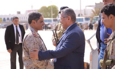 رئيس الوزراء يشيد بانتصارات الجيش الوطني على العناصر الإرهابية في محافظة حضرموت