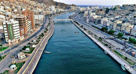 التوجيه بسرعة صرف رخص البناء للمواطنين بحضرموت :
