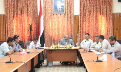 وكيل حضرموت الكثيري يقر 7 مشاريع بوادي وصحراء حضرموت مموله من حصة مبيعات النفط