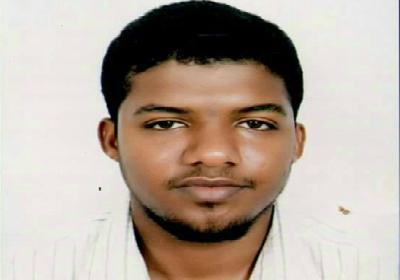 المتسابق والحافظ لكتاب الله عن مكتب الأوقاف والإرشاد م/ حضرموت الساحل عمر الخامر يترشح لجائزة دبي الدولية للقران الكريم