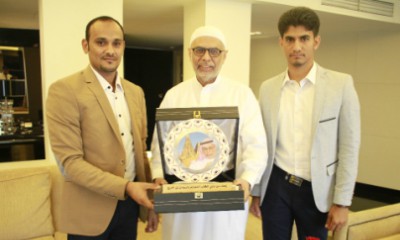 نادي الطلاب الحضارم بالسودان يكرم الشيخ المهندس / عبدالله بقشان بدرع الوفاء والعرفان