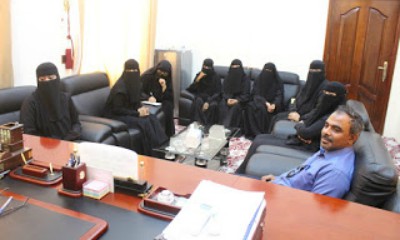محافظ حضرموت يلتقي فريق تعزيز قدرات المرأة بالمعهد الوطني الديمقراطي
