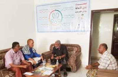 مدير صندوق المعاقين (بحضرموت والمهرة وشبوه) يناقش مع المدير التنفيذي لمجلس التنسيق عدد القضايا بالوادي