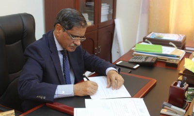 المحافظ البحسني يوجه بتنفيذ حملة لإزالة الربط العشوائي للتيار الكهربائي للمحلات التجارية في مدينة المكلا