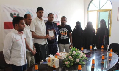 أمل تكريم أحد أعضائها الناجين من السرطان وتقوم بزيارة لمرضى السرطان بوادي حضرموت 