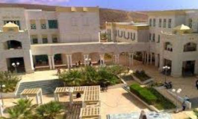 أمين عام محلي المهرة يشيد بجامعة حضرموت لما تقدمه من تسهيلات ودعم وتأهيل لطلاب المهرة .