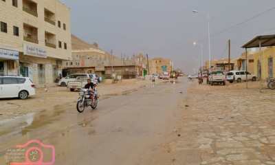 هطول أمطار متوسطة على مدينة حورة بوادي حضرموت هذا اليوم السبت
