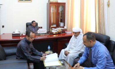 المحافظ البحسني يرعى اتفاقيتين لترميم وتأهيل الرصيف البحري بالمكلا القديمة وشارعي مستشفى حضرموت وجولة الكتاب بالديس