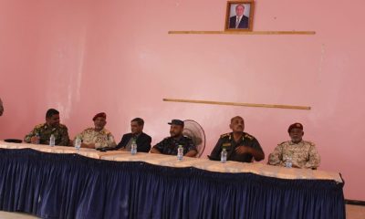 محافظ حضرموت يرأس اجتماعاً موسعاً بالقيادات الأمنية ويشدد على التهيئة المبكرة لاستلام حفظ الأمن في المدن 