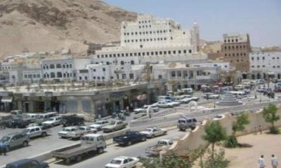 مدير عام مكتب الخدمه المدنيه بوادي حضرموت يعزي  ابناء زميلهم المرحوم سالم خميس بيزار في وفاة والدهم  