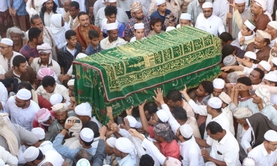 بالدموع وفي موكب جنائزي مهيب حضرموت تشيّع فقيد الامة الاسلامية الداعية الاسلامي الشيخ / عبدالرحمن عبدالله باعباد