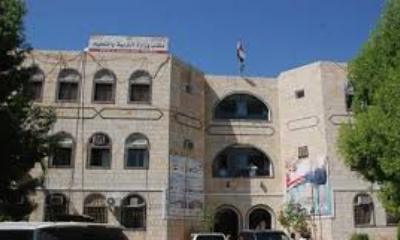 لجنة تجديد تعاقدات العام الدراسي 2018 – 2019م تشارف على إنهاء عملها في تربية حضرموت الساحل 