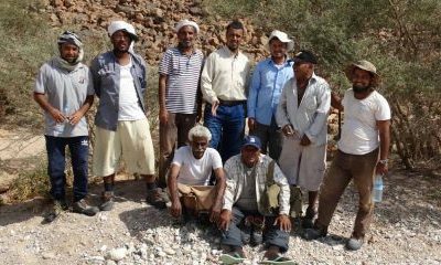 الفريق الجيولوجي بهيئة المساحة الجيولوجية يستكمل الدراسات الاستكشافية الحقلية بمنطقة المعابر – حجر 