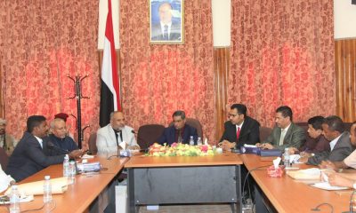 المحافظ البحسني يشهد فتح مظاريف مناقصة المرحلة الأولى لمشروع طريق تريم القف