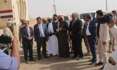 وزير النقل يتفقد الموقع للمنطقة الحرة بمنفذ الوديعة البري بحضرموت