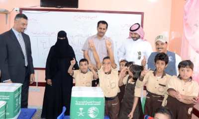 مركز الملك سلمان يوزع مساعدات غذائية على المكفوفين وذوي الاحتياجات الخاصة في المكلا