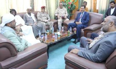 وزير الأوقاف يلتقي بقيادة السلطة المحلية بوادي وصحراء حضرموت