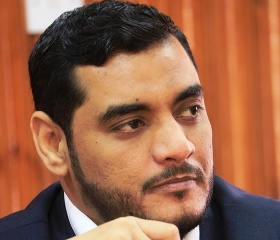 الامين العام المساعد رئيس مكتب مؤتمر حضرموت الجامع بالوادي والصحراء يعزي أسر الشهداء بمدينة تريم