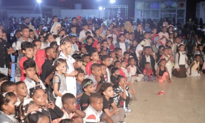 وسط حضور جماهيري منقطع النظير.. انطلاق مهرجان فرحة العيد 2019 بالمكلا في حضرموت