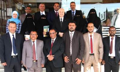 أبوغزاله .. يمنح الاعتمادية لمدارس بن محفوظ الأهلية في حضرموت 