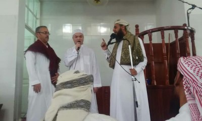 تاجر صيني يعلن إسلامه في سيئون