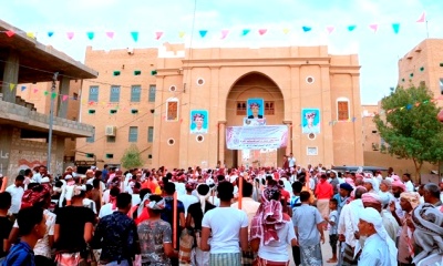 أهالي سحيل سيئون يستقبلون الشعار وعدة حافة شباب الخور للألعاب الشعبية بالشحر المشاركين بمطلعهم السنوي