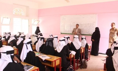 وكيل الوزارة – مدير تربية حضرموت يتفقّد سير الدراسة بثانوية السعد العامرية ومدرسة السيدة زينب بالمكلا