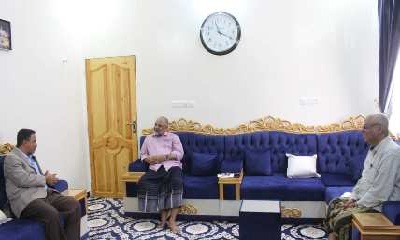 الوكيل عصام حبريش يلتقي وكيل وزارة التربية والتعليم مدير تربية حضرموت ويستعرضان توجيهات المحافظ البحسني لدعم تربية الوادي والصحراء