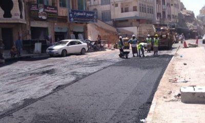 بتوجيهات من محافظ حضرموت .. البدء بإصلاح شوارع داخلية بالمكلا