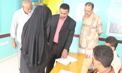 وكيل الوزارة – مدير تربية حضرموت يتفقّد سير الدراسة ويلتقي قيادة وكوادر مركز النور للمكفوفين وتدريب المعاقين بالمكلا
