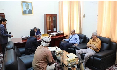 محافظ حضرموت يرعى إتفاقية ترميم المدرسة الوسطى بغيل باوزير وتحسين الصالات الداخلية لمتحف المكلا