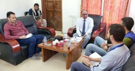 الهجرة الدولية تبحث مع السلطة المحلية بوادي حضرموت إنشاء مركز استقبال للعائدين لأرض الوطن