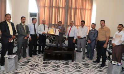 المحافظ البحسني يكرّم قيادتي البنك الأهلي بعدن والمكلا ويشيد بمستوى الخدمات التي يقدمها للمواطنين